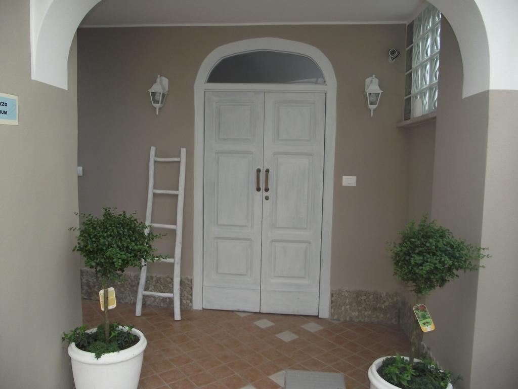 Mediterranea Sea House Montesilvano Exterior photo
