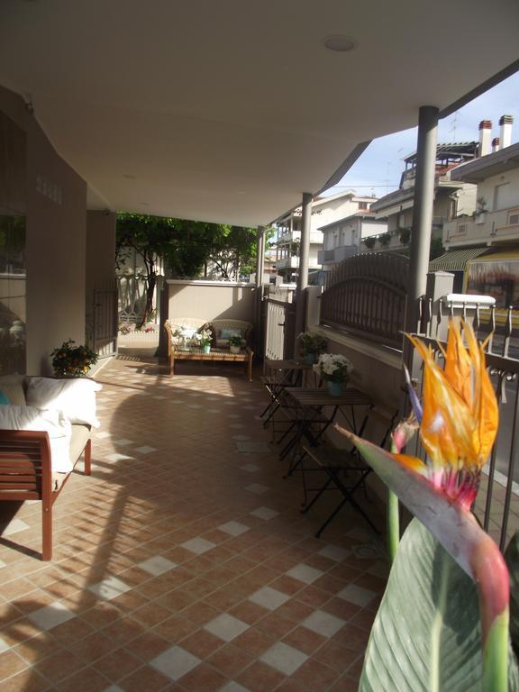 Mediterranea Sea House Montesilvano Exterior photo