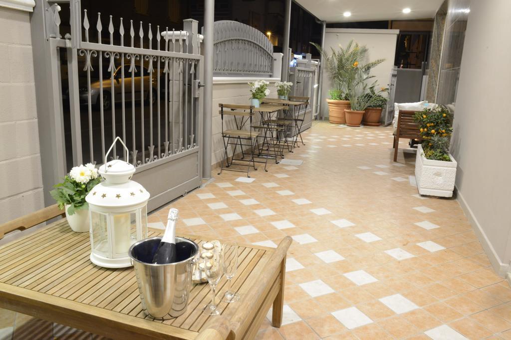 Mediterranea Sea House Montesilvano Exterior photo