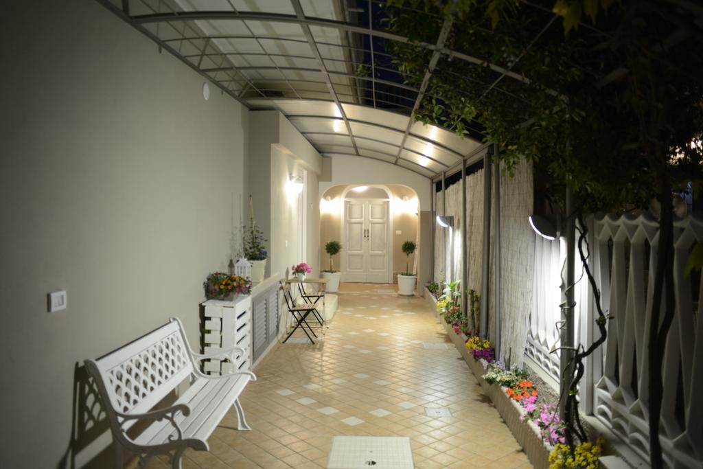 Mediterranea Sea House Montesilvano Exterior photo